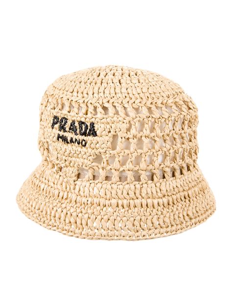 prada straw hat